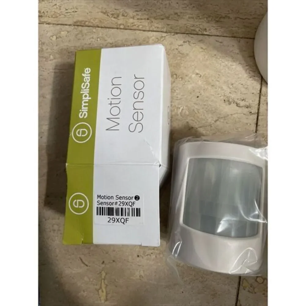 Open Box SimpliSafe Model #BS2000 Base Station,‎ Motion Sensor, Used Remote
